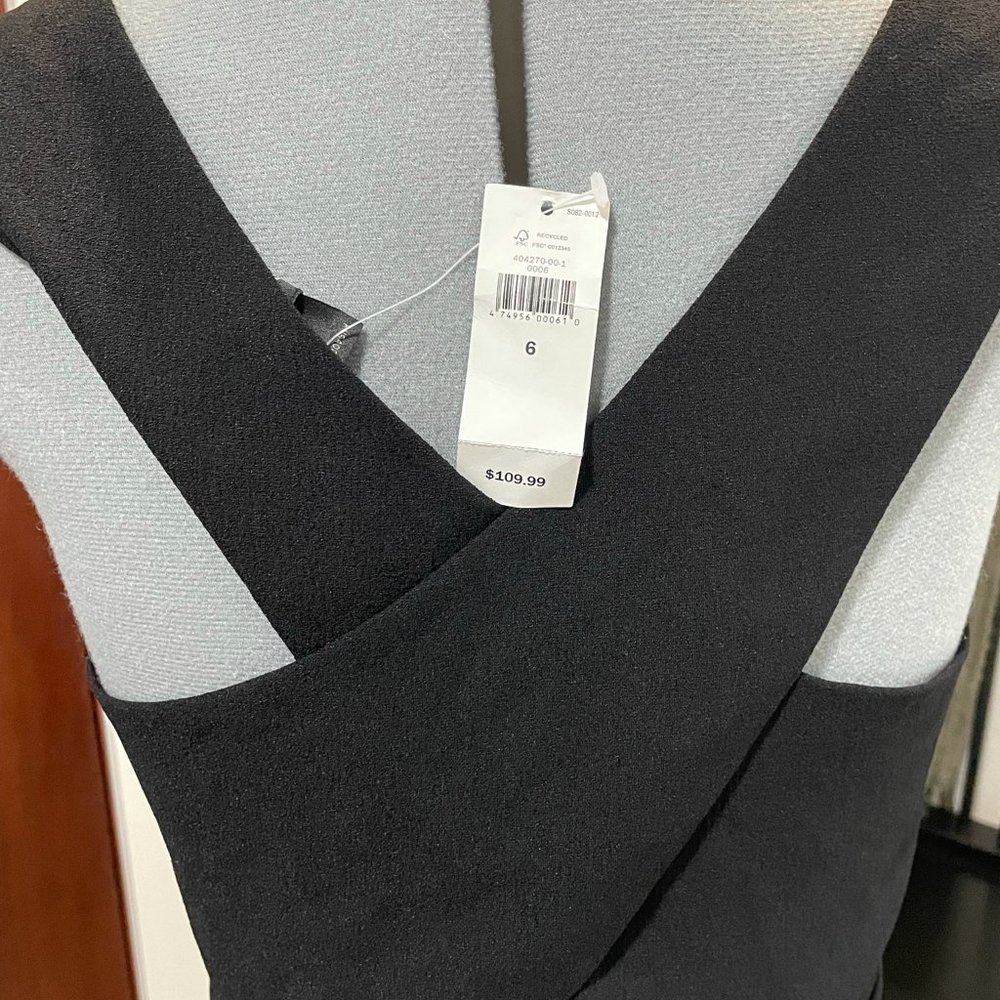 Dress - Picture 7 of 7